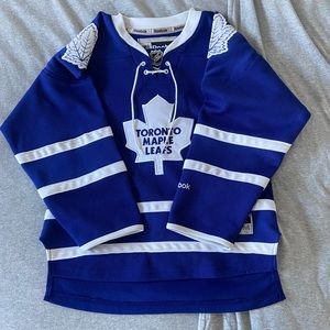 💙YOUTH toronto maple leafs REEBOK jersey